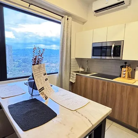 Unique Studio Apartment In The Heart Of Guatemala City